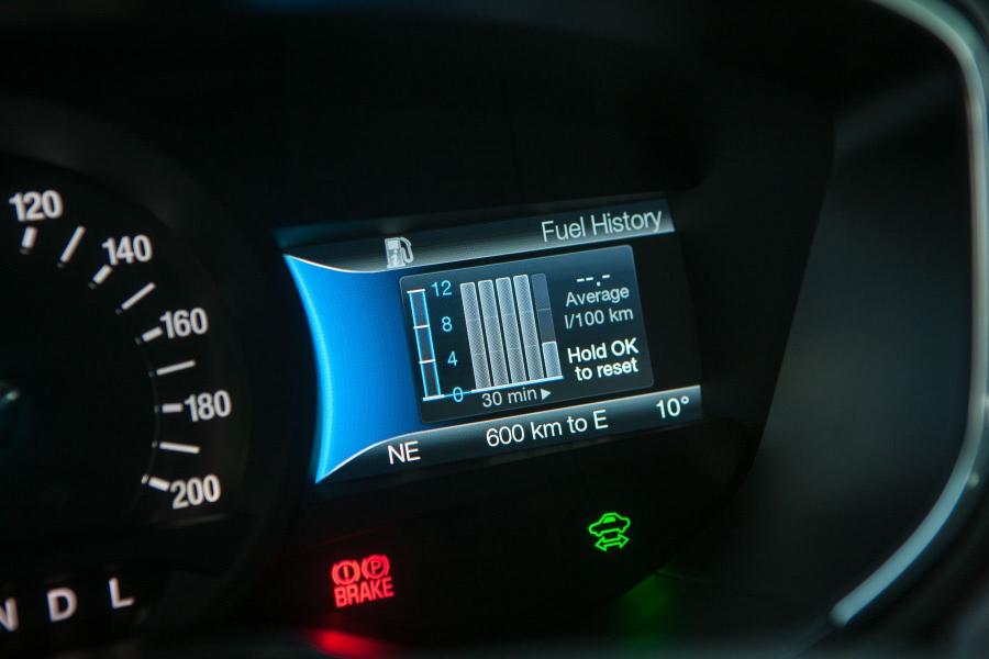  Ford Mondeo Hybrid Sedan 2014 года  (фото 4 из 19)